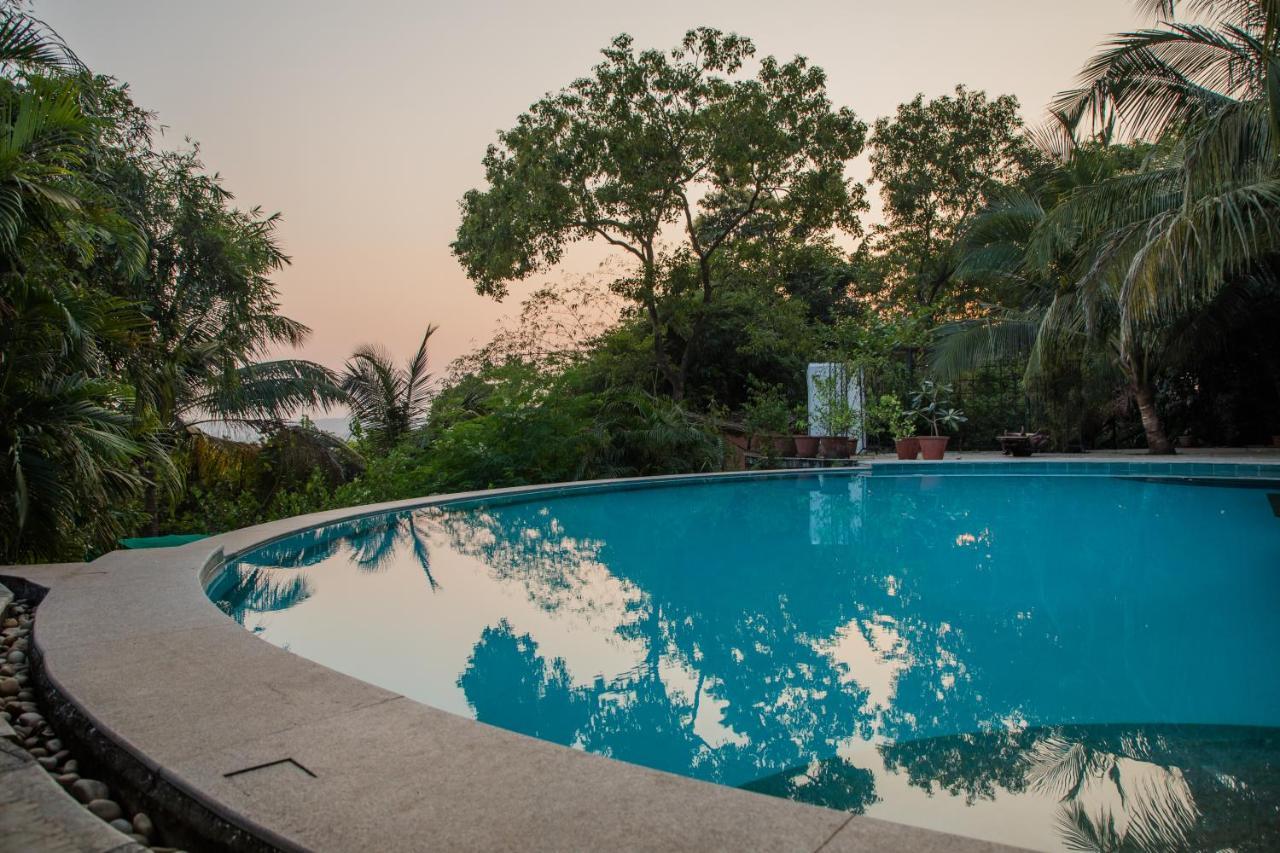 Wildflower Villas - All Villa Hotel, Family Run Candolim Buitenkant foto