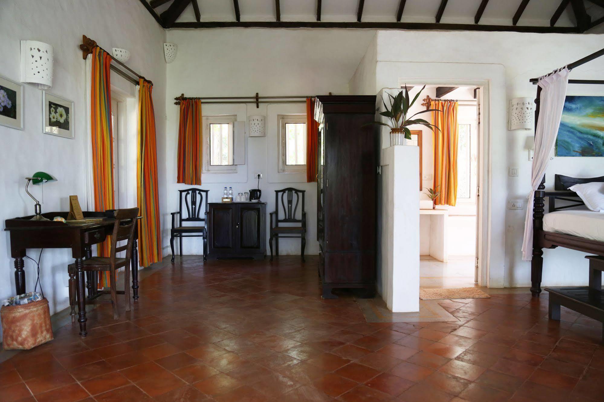 Wildflower Villas - All Villa Hotel, Family Run Candolim Buitenkant foto