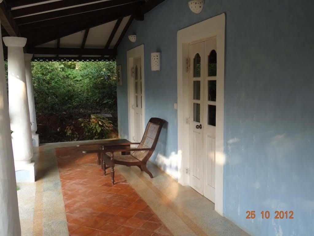 Wildflower Villas - All Villa Hotel, Family Run Candolim Buitenkant foto